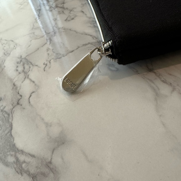 NEW Black Dior Pouch with Minis - Picture 4 of 5